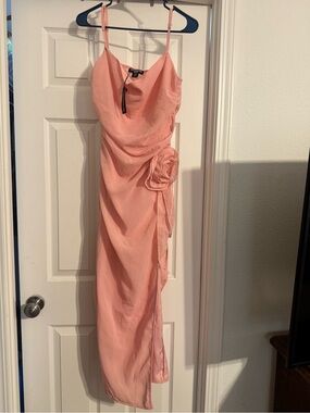 dusty pink lace v bar bandeau midi dress True Decadence Colette Pink Cutwork Bandeau Midi Dress main image 0